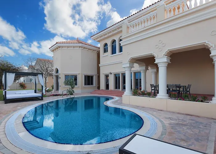Maison Privee - Palm Jumeirah Beach Front XL Villa w/Prvt Pool